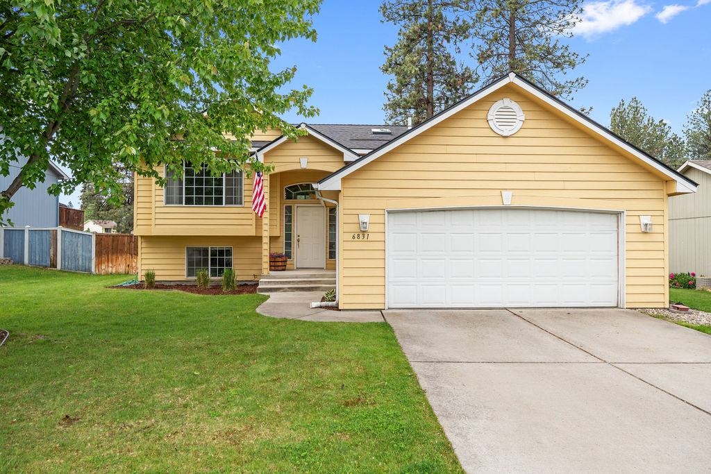 6831 North Cambridge Lane Spokane, WA 99208 - Photo 2 of 44