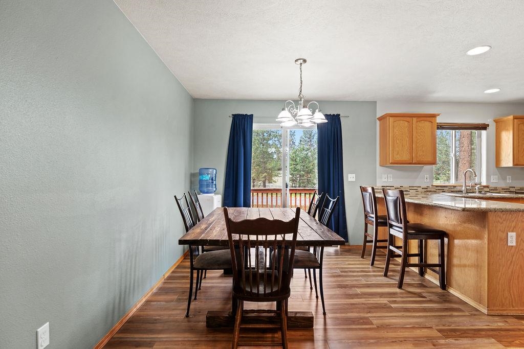 6831 North Cambridge Lane Spokane, WA 99208 - Photo 8 of 44