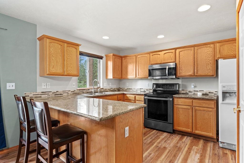 6831 North Cambridge Lane Spokane, WA 99208 - Photo 10 of 44