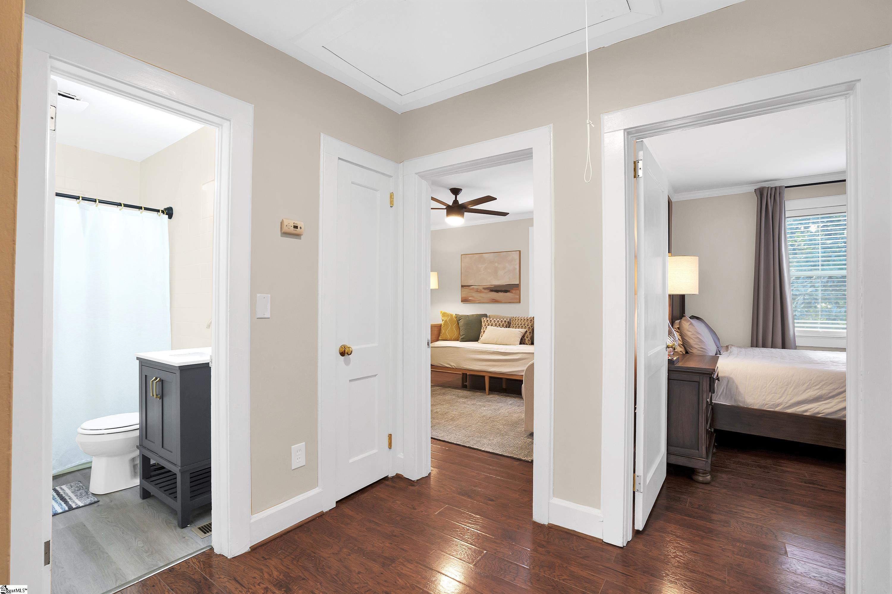 119 Pleasant Ridge Avenue Greenville, SC 29605 - Photo 12 of 22 Gallery Image 12