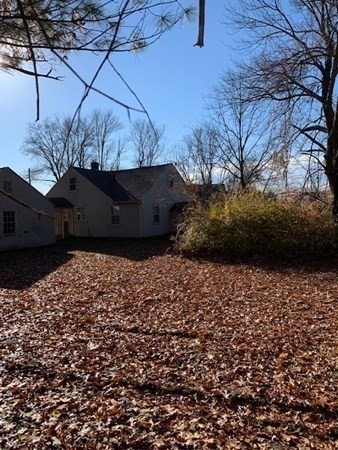 407 High Plain Road Andover, MA 01810 - Photo 7 of 25 a view of a backyard of the house