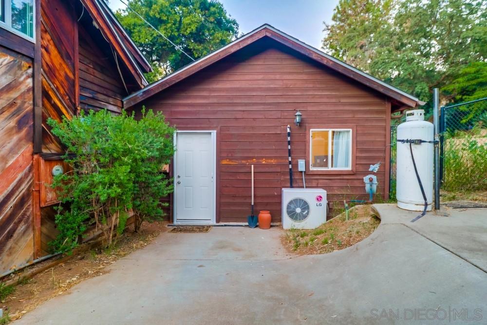 1501 Alpine Terrace Road Alpine, CA 91901 - Photo 4 of 25