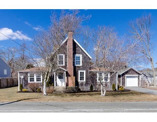 4 Mattakiset Road Mattapoisett, MA 02739 - Photo 3 of 30 Gallery Image 3