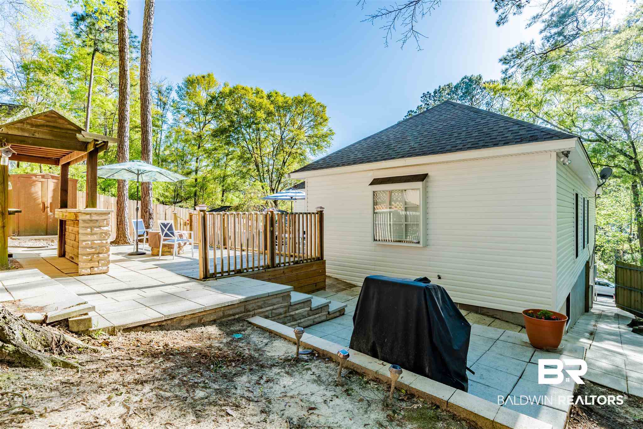 102 Creekside Drive Daphne, AL 36526 - Photo 31 of 34