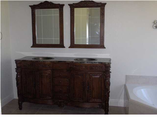 2809 Phil Tyner Road Crestview, FL 32536 - Photo 5 of 27 Gallery Image 5
