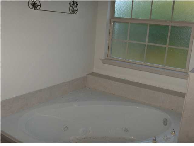 2809 Phil Tyner Road Crestview, FL 32536 - Photo 6 of 27 Gallery Image 6
