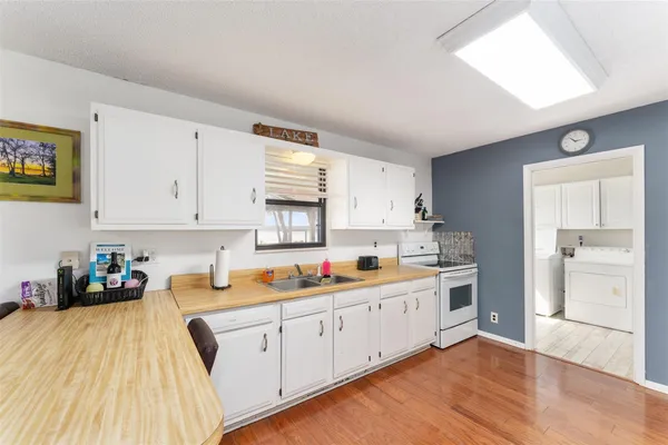 $444,900 | 115 Flora Terrace, Florahome, FL 32140