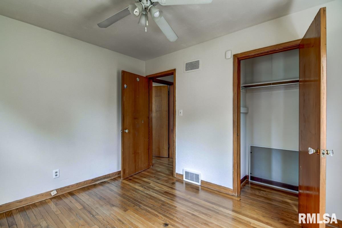 2025 North 21st Street Springfield, IL 62702 - Photo 16 of 36
