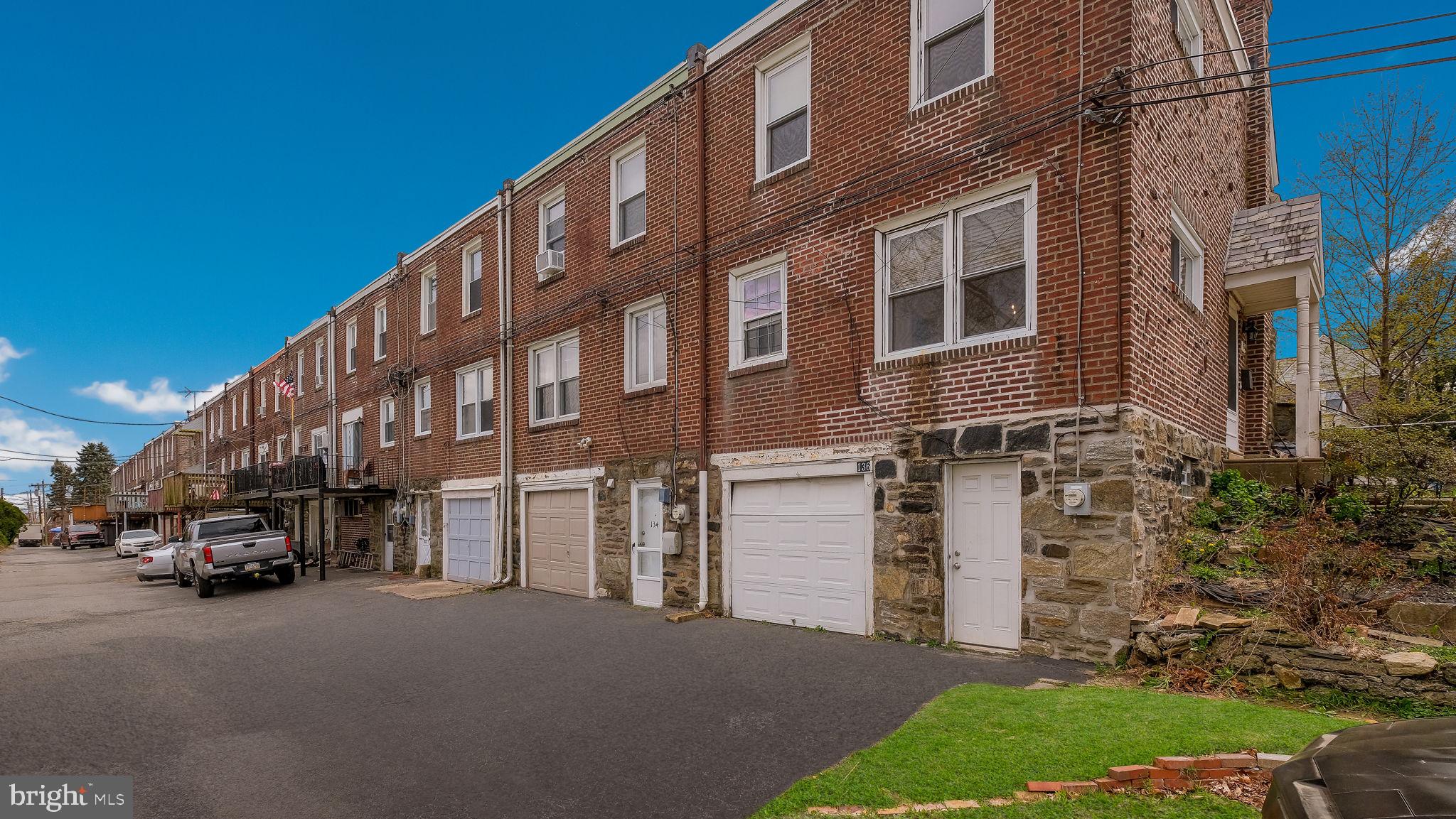 136 Academy Lane Upper Darby, PA 19082 - Photo 25 of 27 back entrance