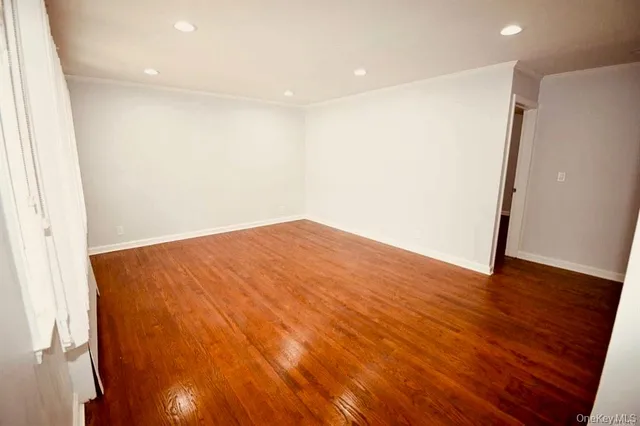 $4,150 | 241 Woodbury Road, Hicksville, NY 11801