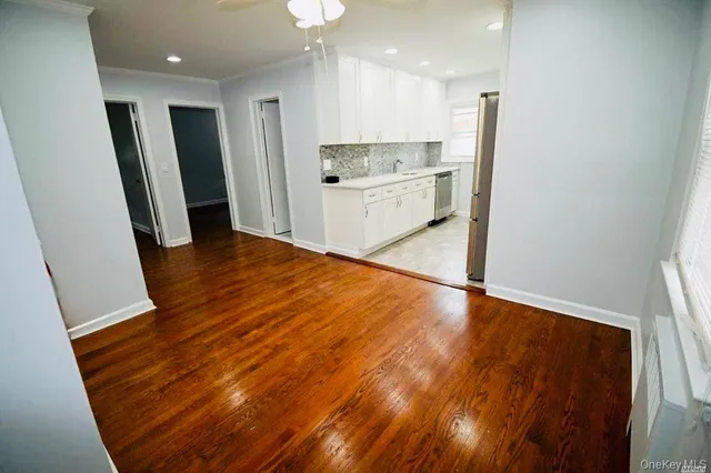 $4,500 | 241 Woodbury Road, Hicksville, NY 11801