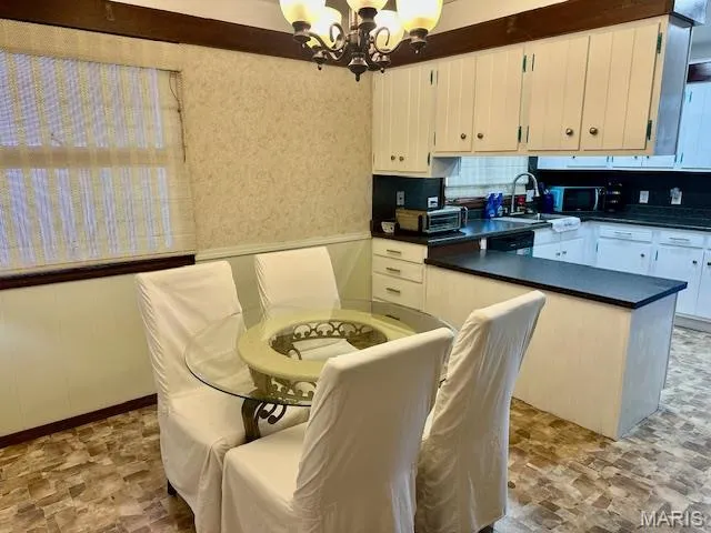 $199,900 | 229 South West End Boulevard, Cape Girardeau, MO 63703