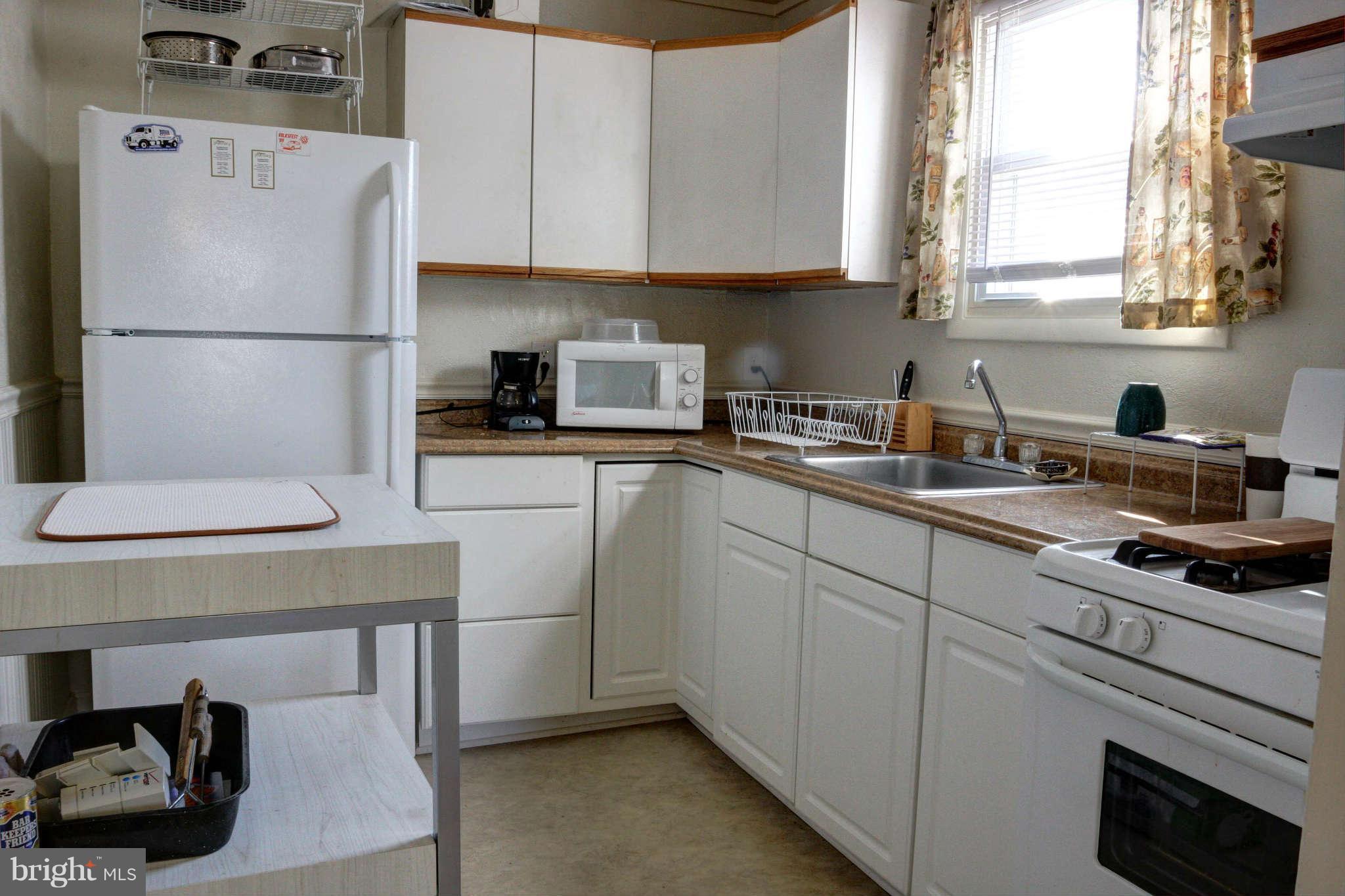 739 Stinchcomb Road Severna Park, MD 21146 - Photo 13 of 15 Kitchen APT B