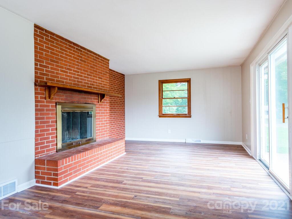 143 Ridge Road Candler, NC 28715 - Photo 14 of 29 Gallery Image 14