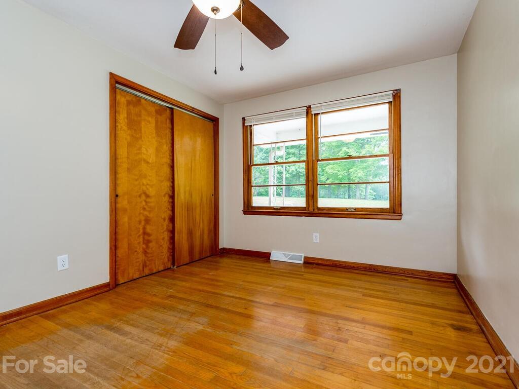143 Ridge Road Candler, NC 28715 - Photo 23 of 29 Gallery Image 23