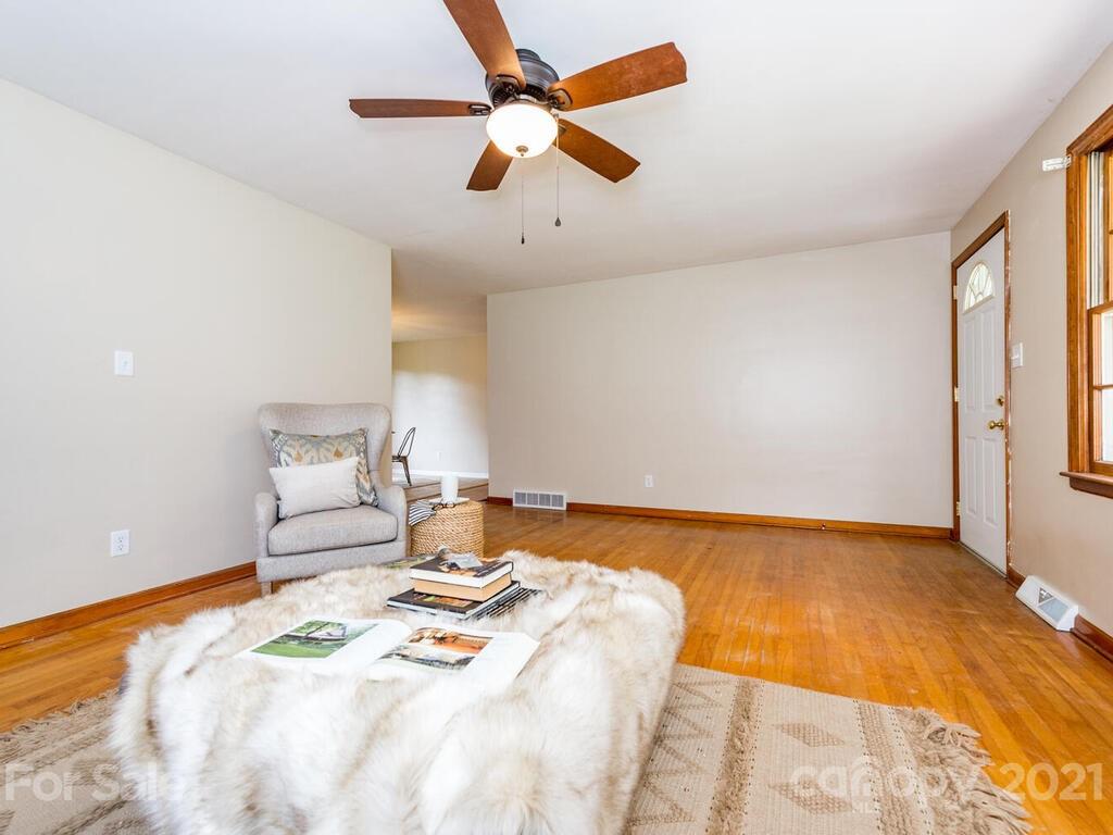 143 Ridge Road Candler, NC 28715 - Photo 5 of 29 Gallery Image 5