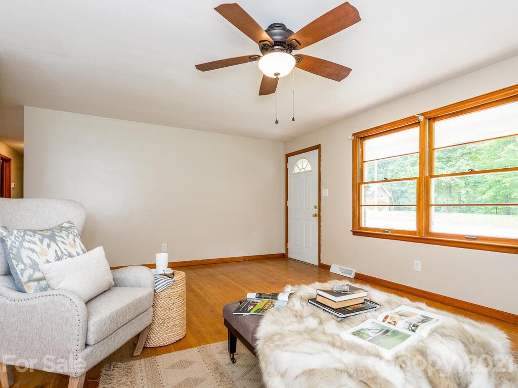 143 Ridge Road Candler, NC 28715 - Photo 6 of 29 Gallery Image 6