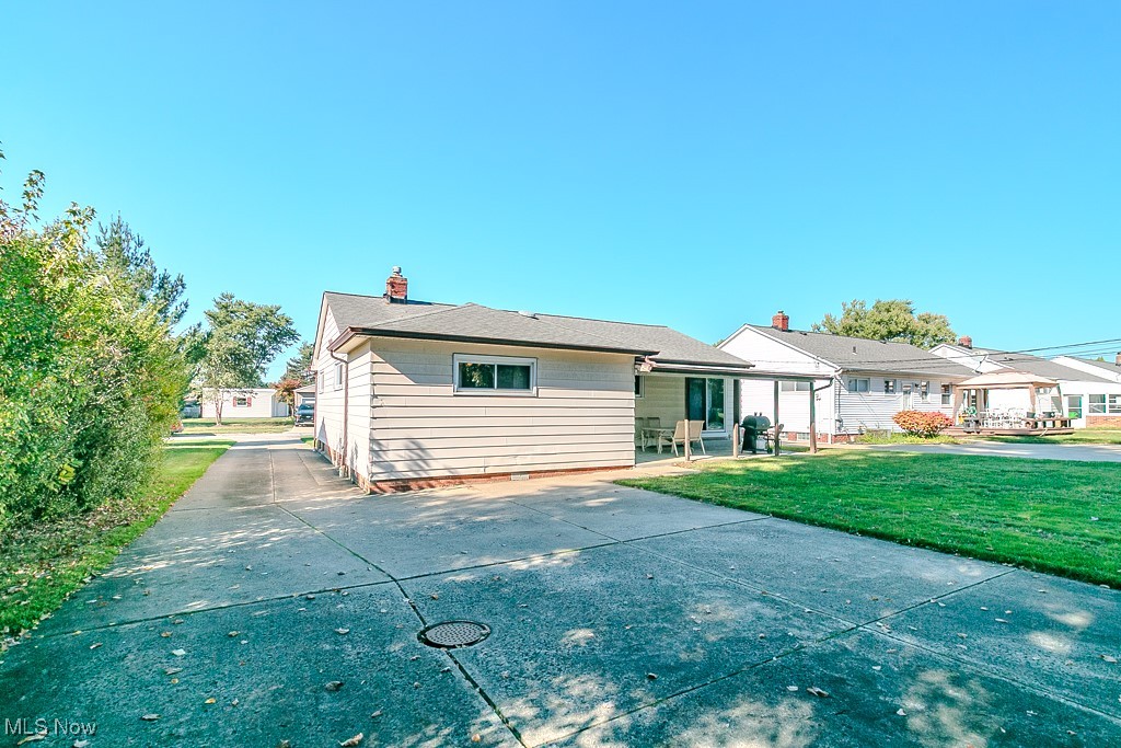 6132 Westerham Road Cleveland, OH 44124 - Photo 27 of 27
