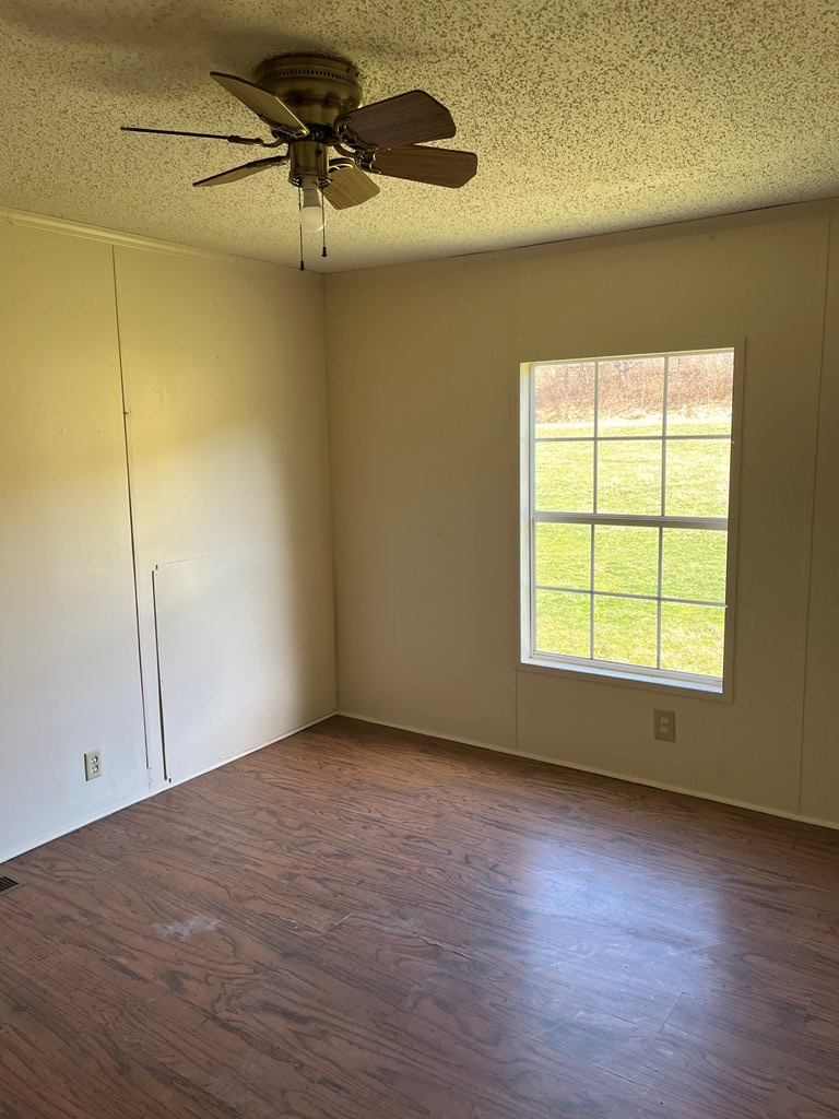 423 Arrowhead Road Fancy Gap, VA 24328 - Photo 7 of 21 Gallery Image 7