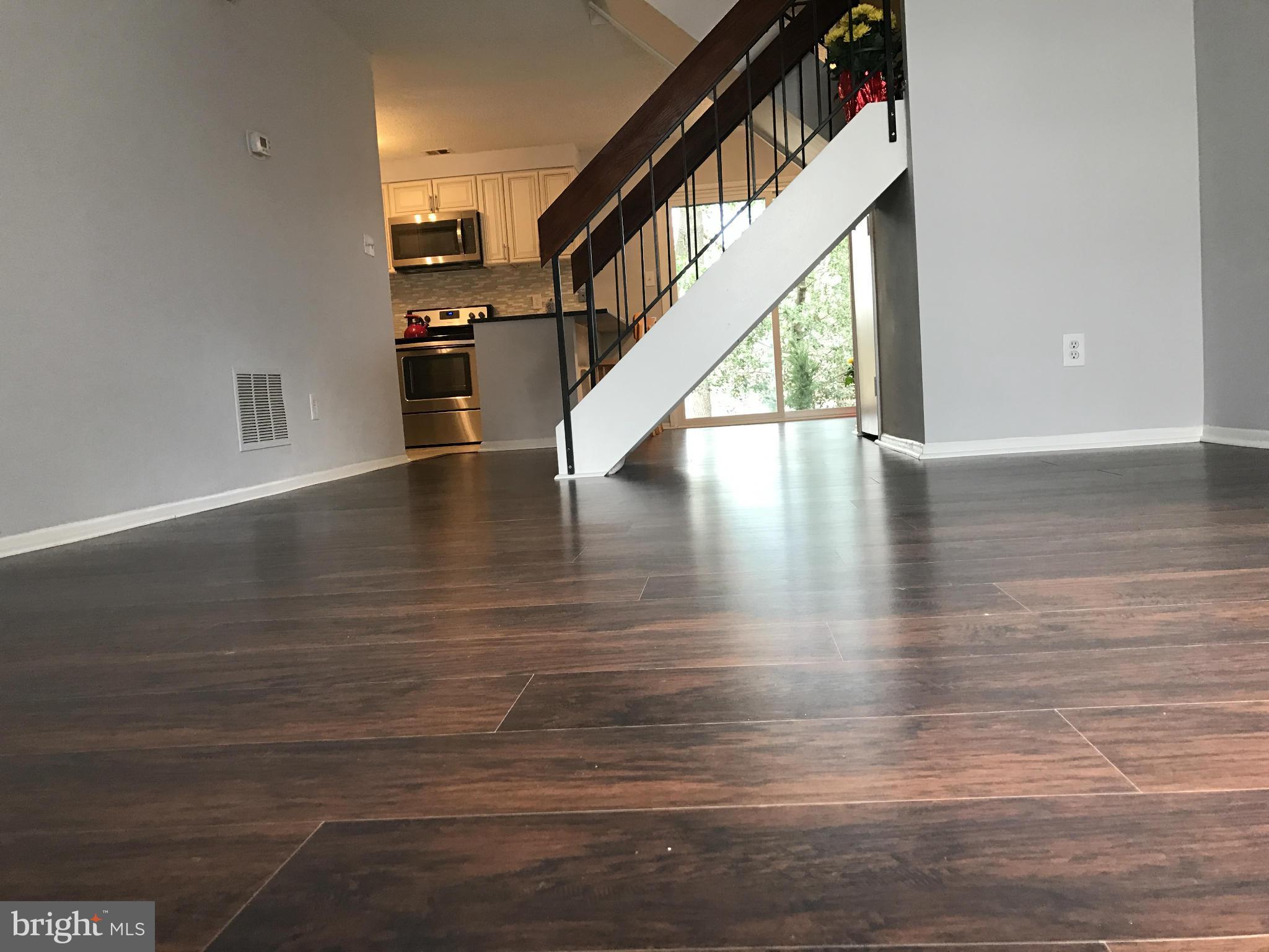 2124 Cartwright Place Reston, VA 20191 - Photo 2 of 10 View