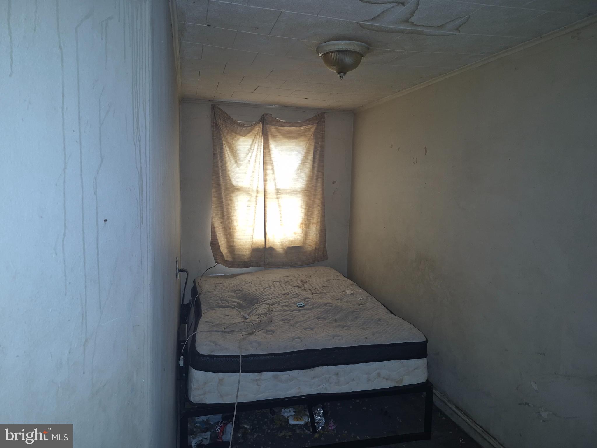 3604 7th Street Baltimore, MD 21225 - Photo 13 of 16