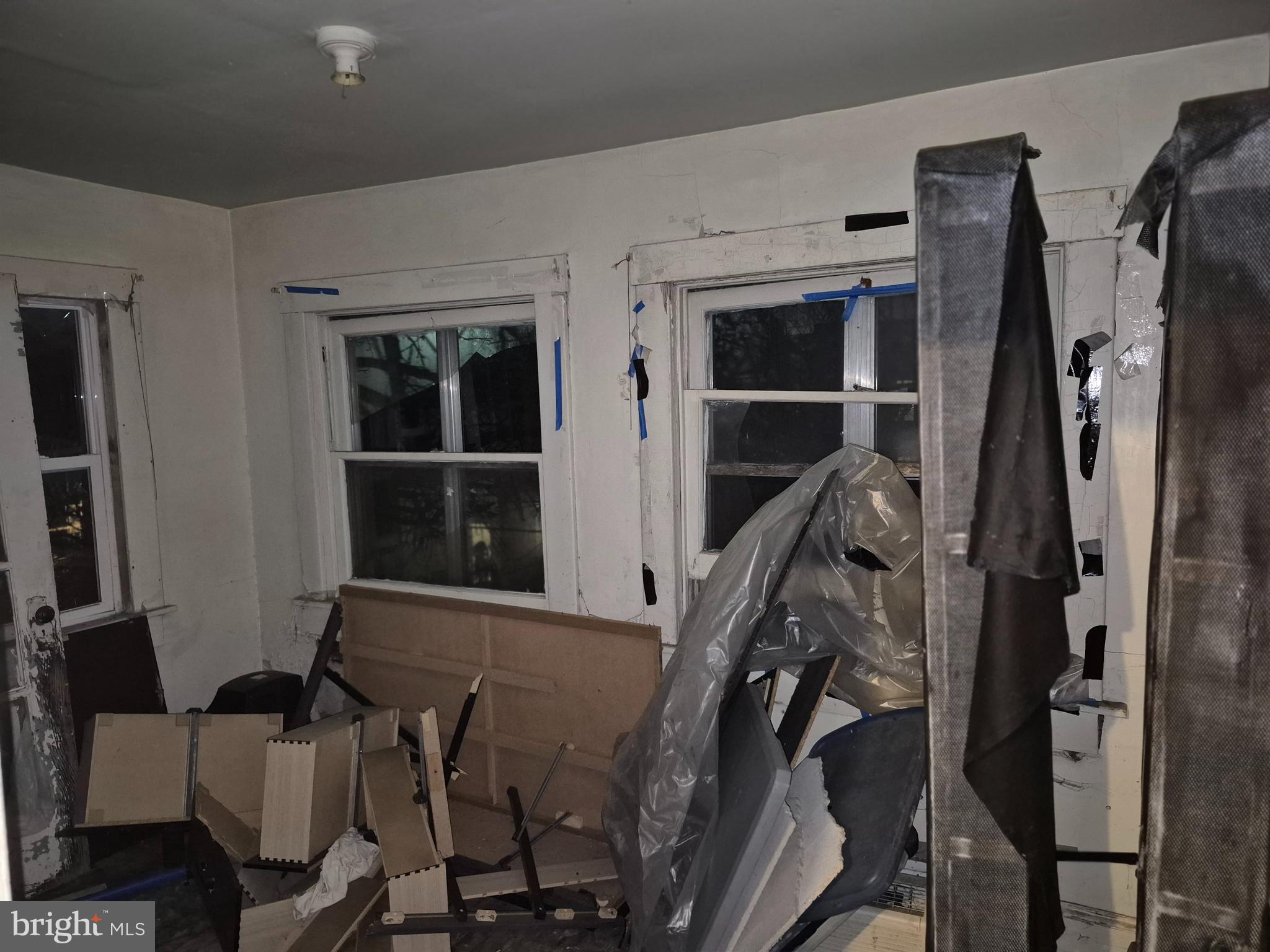 3604 7th Street Baltimore, MD 21225 - Photo 5 of 16