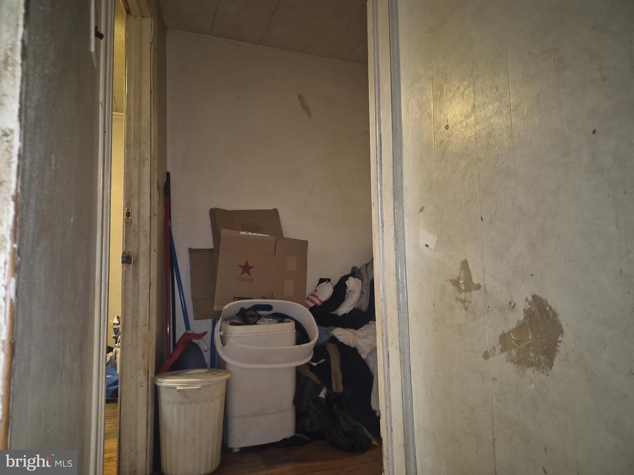 3604 7th Street Baltimore, MD 21225 - Photo 10 of 16