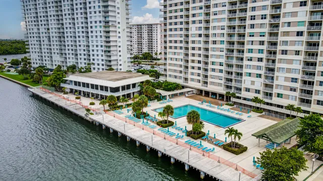 view of outdoor space with lake view