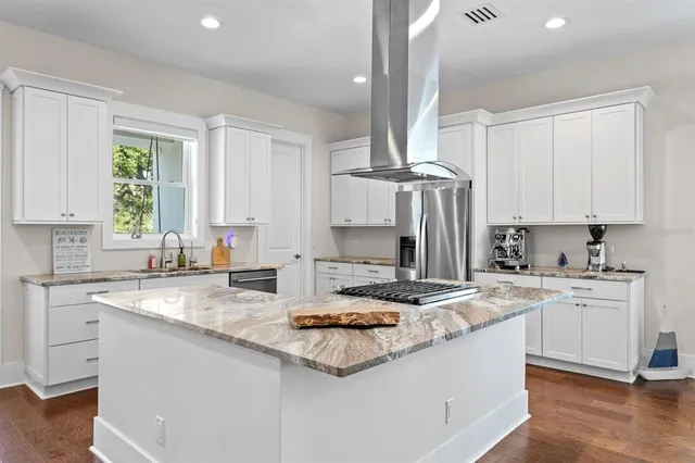 $1,285,000 | 1413 Bayshore Boulevard, Unit 2, Dunedin, FL 34698