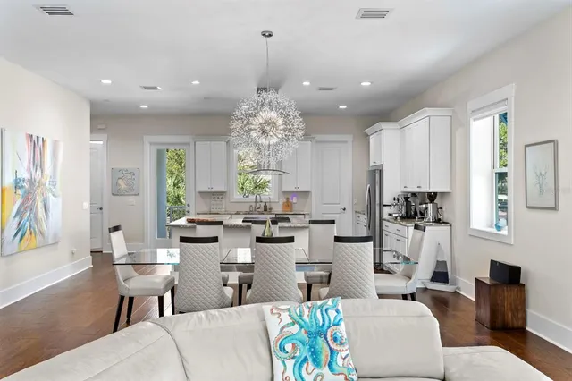 $1,285,000 | 1413 Bayshore Boulevard, Unit 2, Dunedin, FL 34698