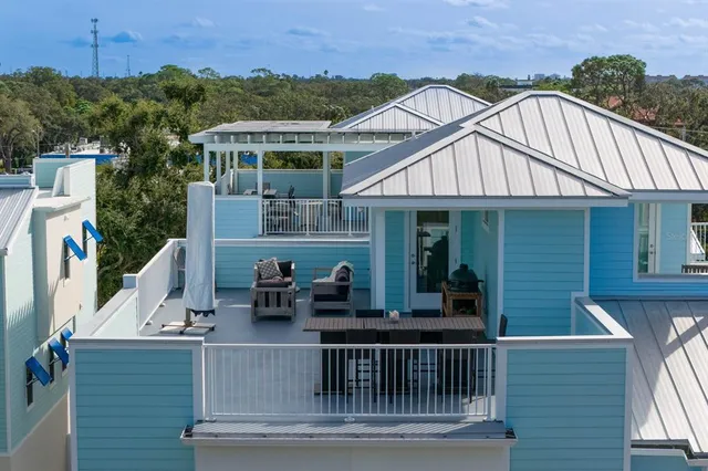 $1,285,000 | 1413 Bayshore Boulevard, Unit 2, Dunedin, FL 34698