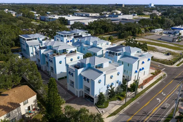 $1,285,000 | 1413 Bayshore Boulevard, Unit 2, Dunedin, FL 34698