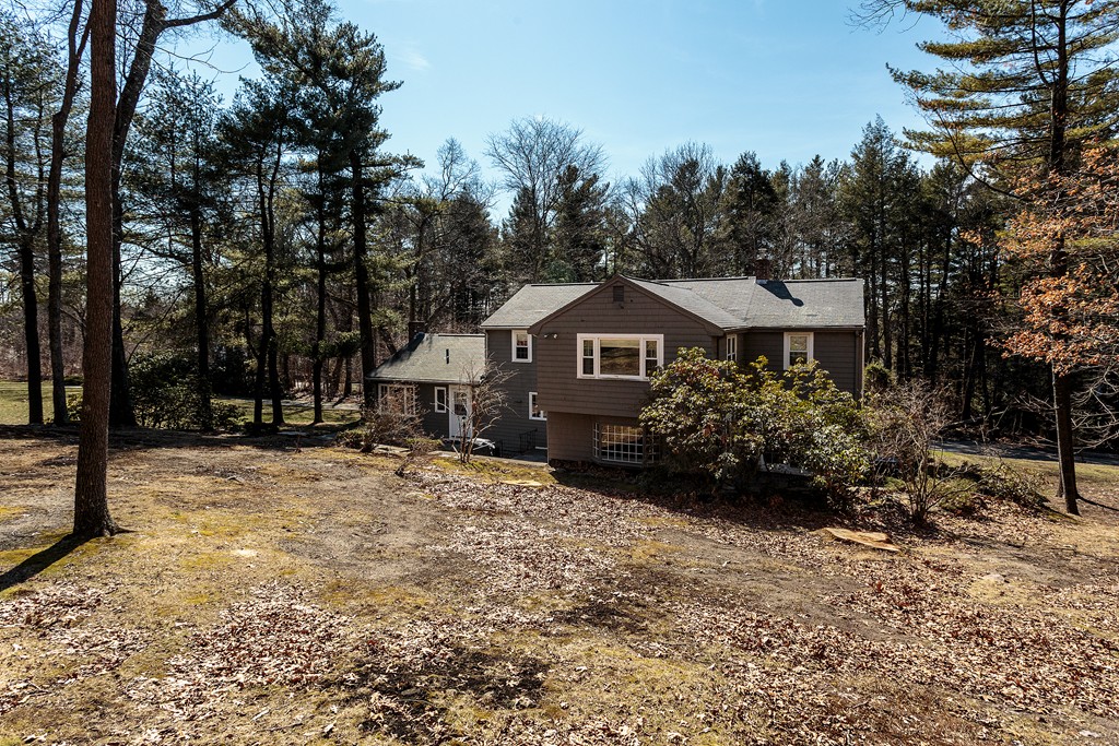 27 Green Lodge Street Canton, MA 02021 - Photo 6 of 30 Gallery Image 6