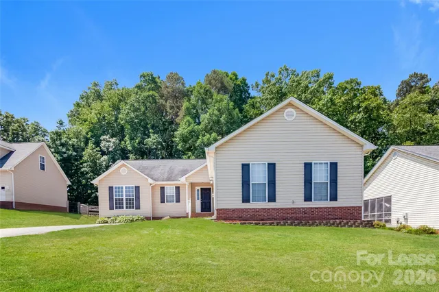 $2,080 | 920 Carole Summey Drive, Dallas, NC 28034