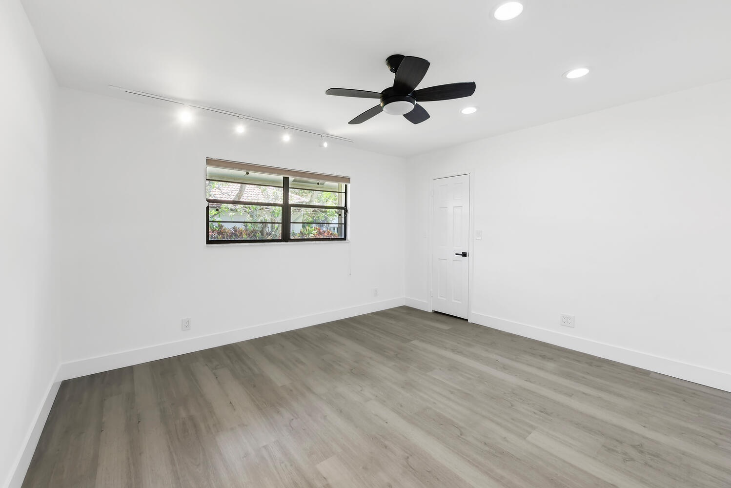 3185 St James Drive Boca Raton, FL 33434 - Photo 22 of 41 26.Bedroom#2