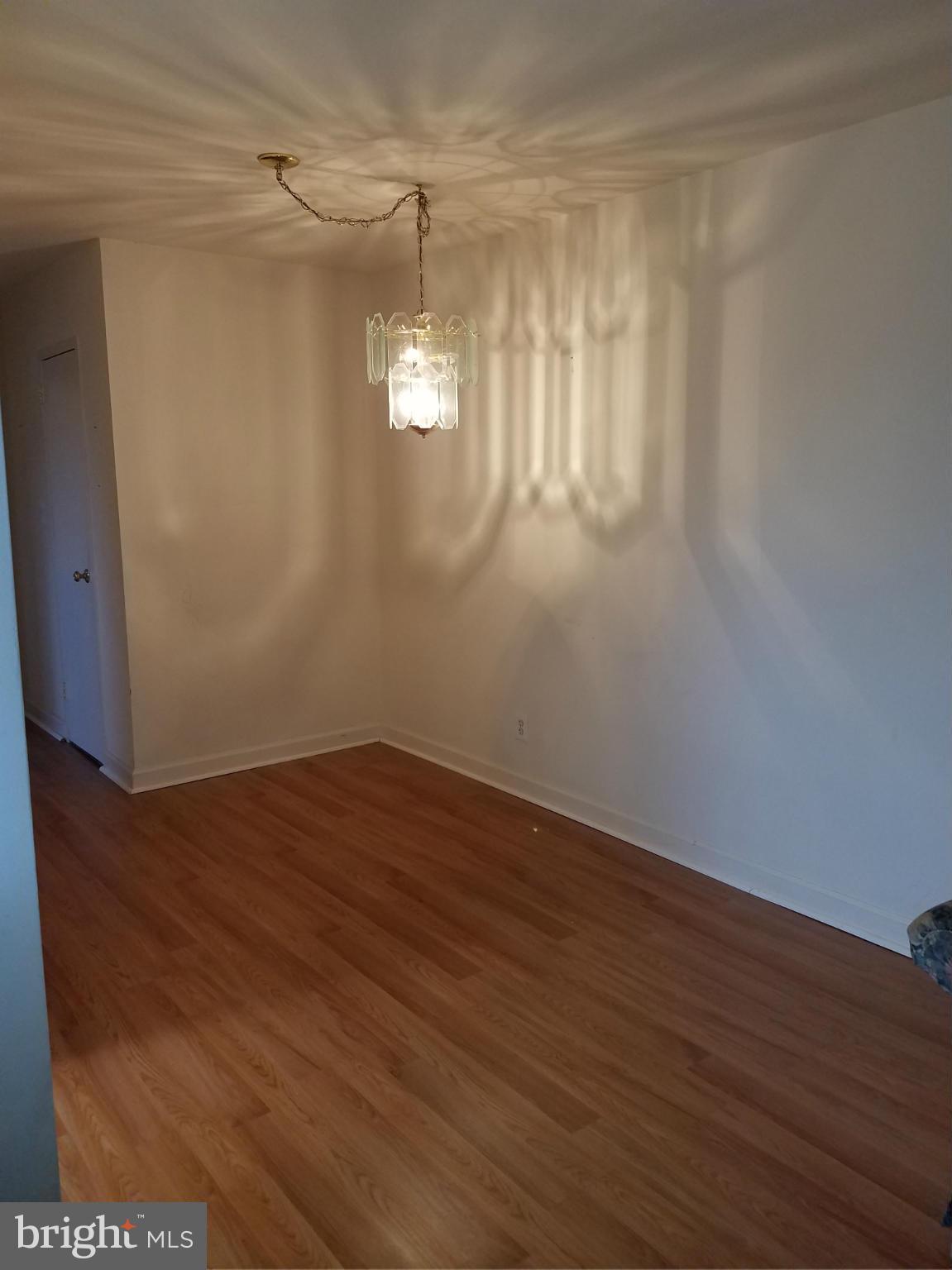 4635 20th Road North, Unit 7 Arlington, VA 22207 - Photo 6 of 11 Dining Room