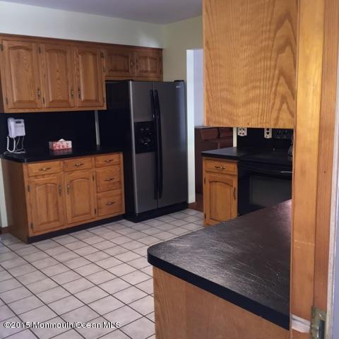 187 Nomoco Road Freehold, NJ 07728 - Photo 9 of 21 Nomoco Kitchen 3