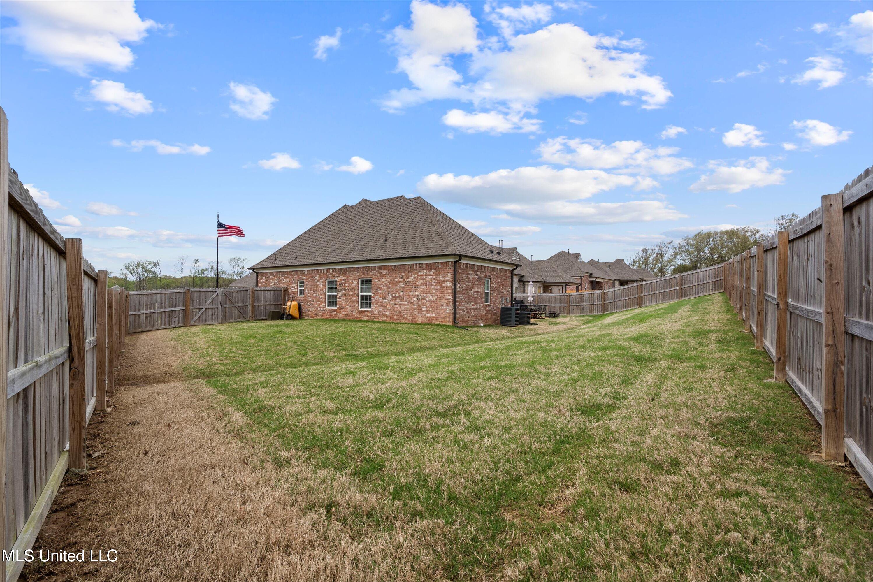 1266 Perry Hernando, MS 38632 - Photo 33 of 33 33-DSC2975