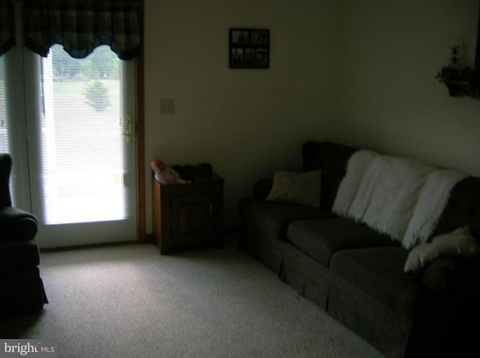 2246 Community Center Road St. Thomas, PA 17252 - Photo 12 of 21 Family Room