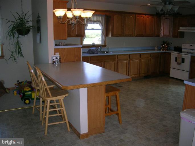 2246 Community Center Road St. Thomas, PA 17252 - Photo 14 of 21 Kitchen