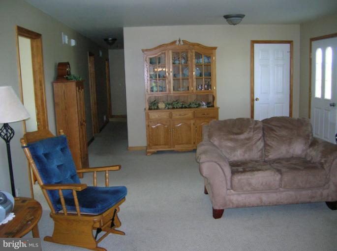 2246 Community Center Road St. Thomas, PA 17252 - Photo 17 of 21 Living Room
