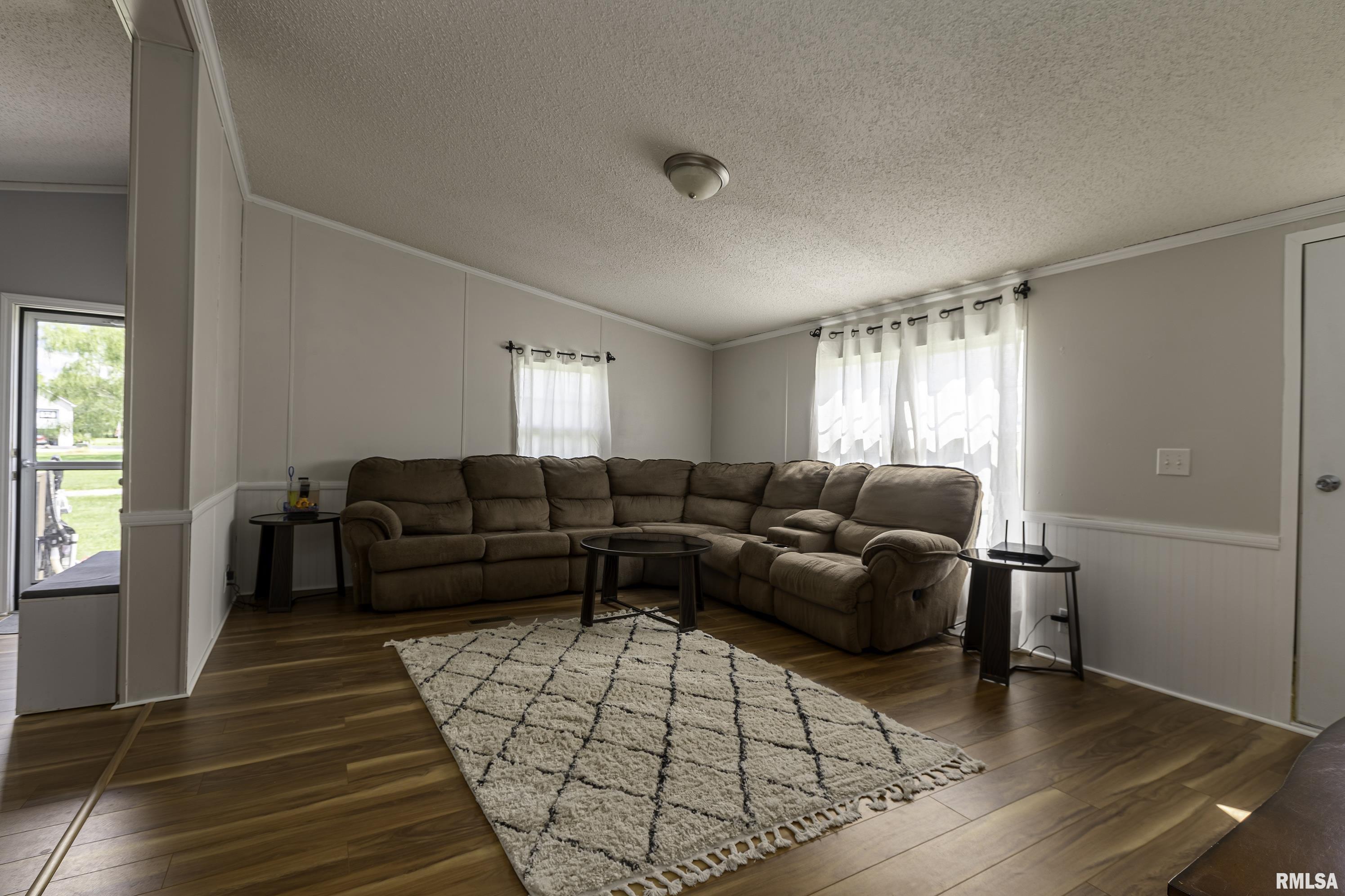 5700 Sycamore Road Carterville, IL 62918 - Photo 8 of 32 Gallery Image 8