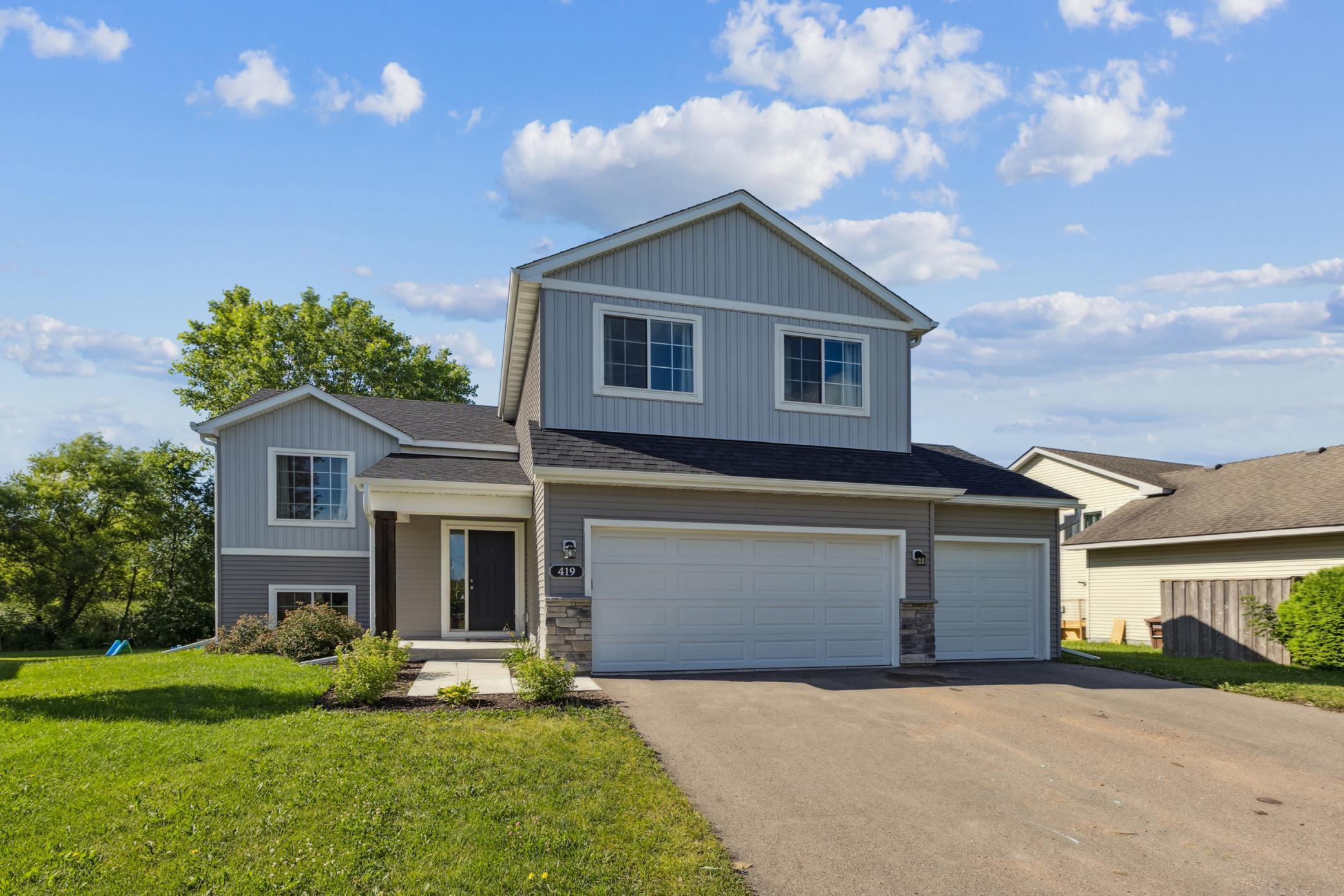 419 66th Street Southwest Waverly, MN 55390 - Photo 2 of 35