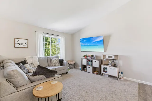 $379,000 | 419 66th Street Southwest, Waverly, MN 55390