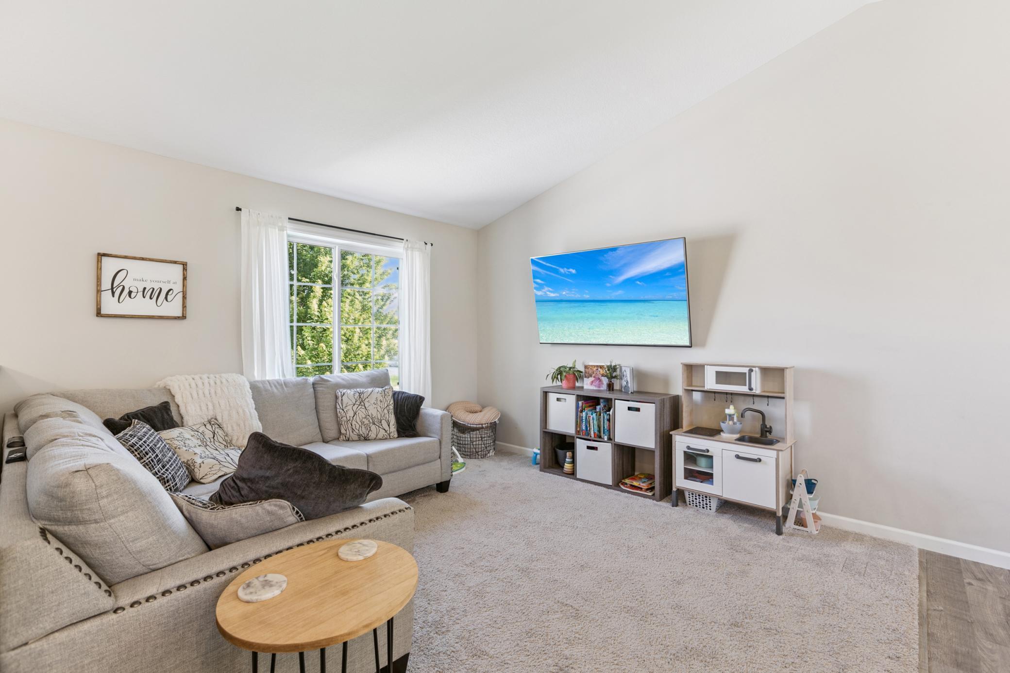 419 66th Street Southwest Waverly, MN 55390 - Photo 3 of 35