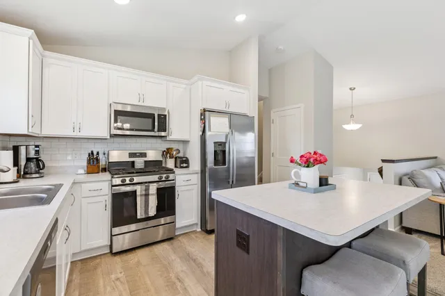 $379,000 | 419 66th Street Southwest, Waverly, MN 55390