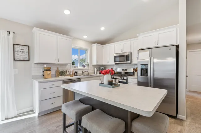 $379,000 | 419 66th Street Southwest, Waverly, MN 55390