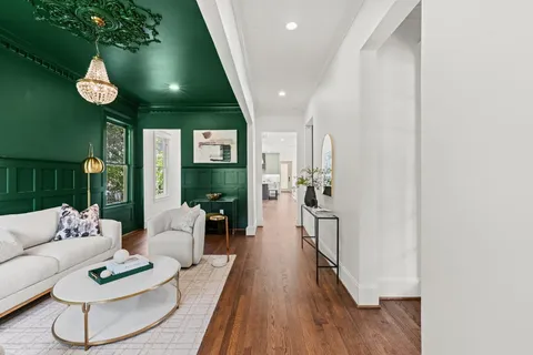 $2,400,000 | 1836 Cortlandt Street, Houston, TX 77008