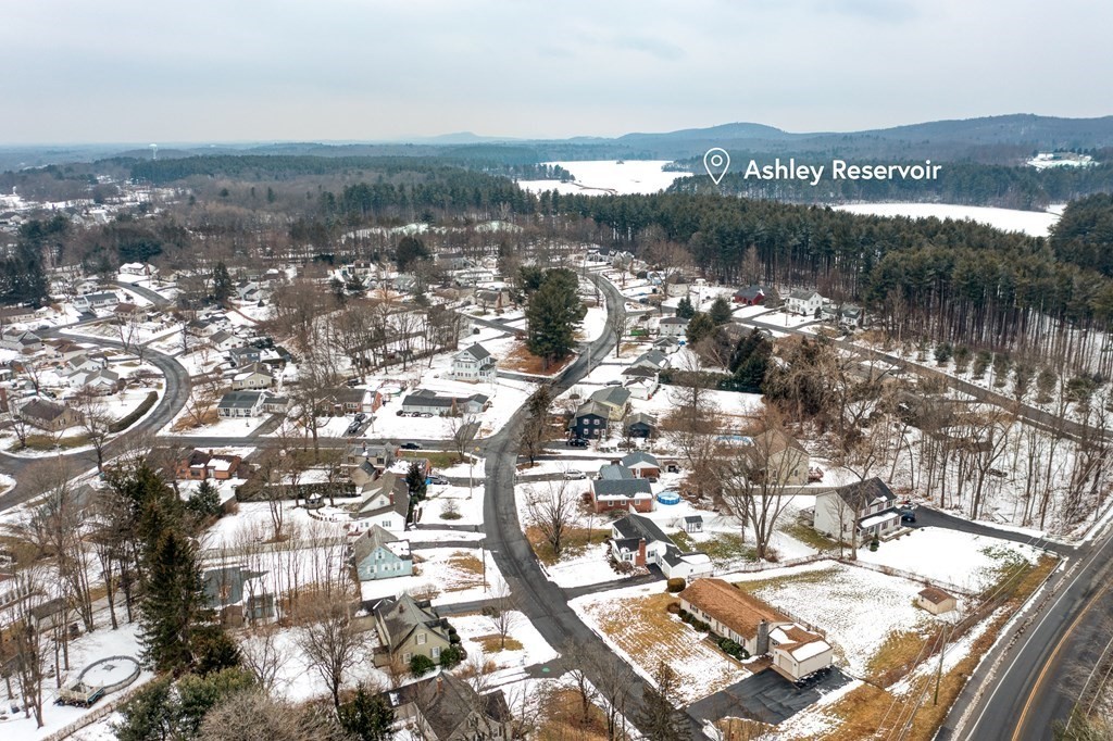 25 Ashley Road Holyoke, MA 01040 - Photo 33 of 33 Gallery Image 33