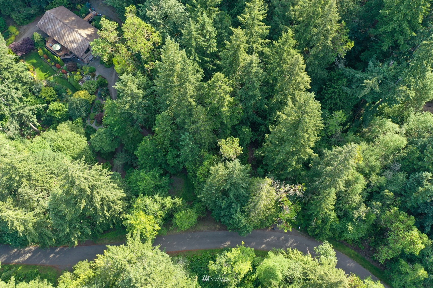 16820 Seminole Road Northeast Poulsbo, WA 98370 - Photo 8 of 14 Gallery Image 8